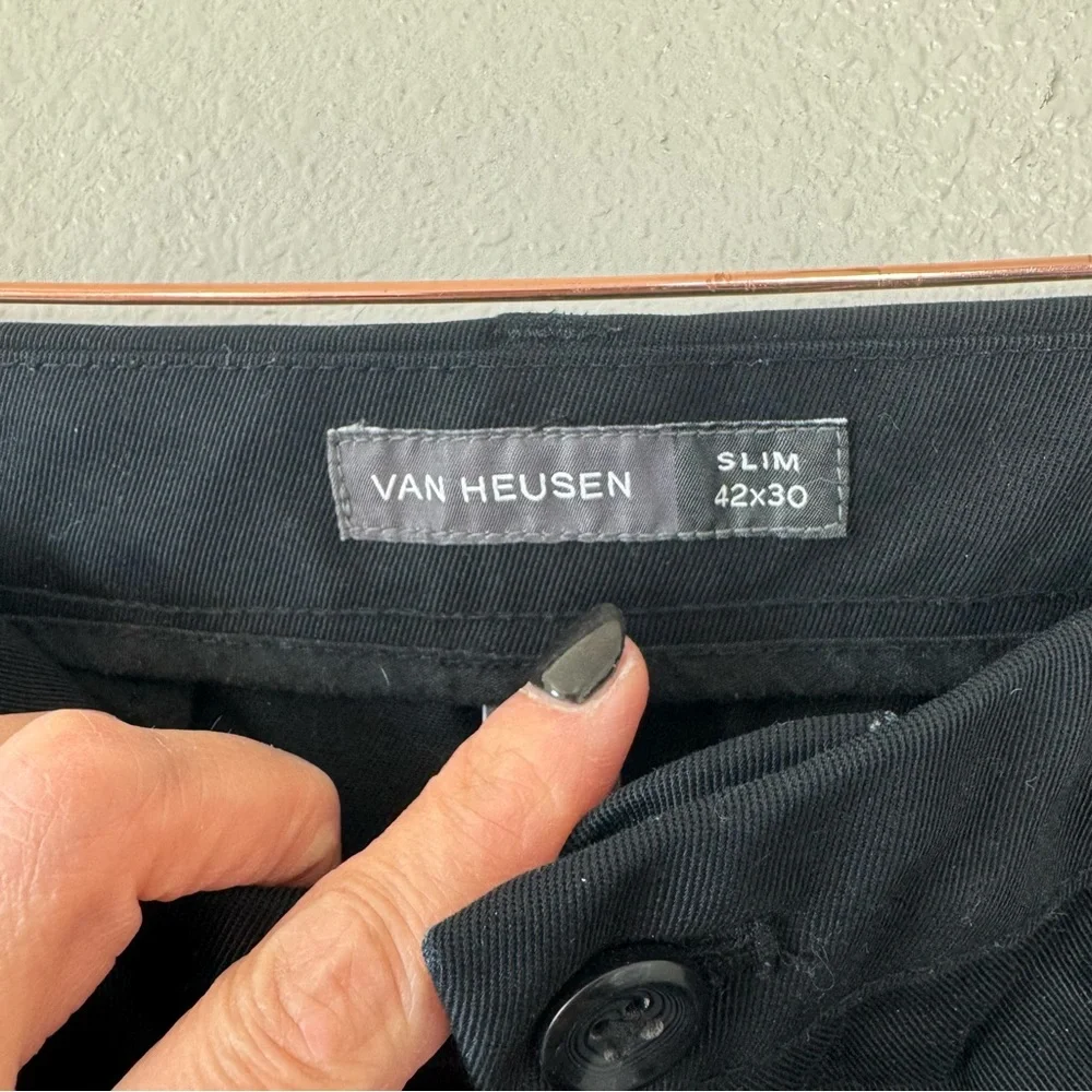 2 FOR $20 Van Heusen Men’s Black Slim Pants StretchChino Trousers Cotton 42 X 30 - Picture 4 of 8